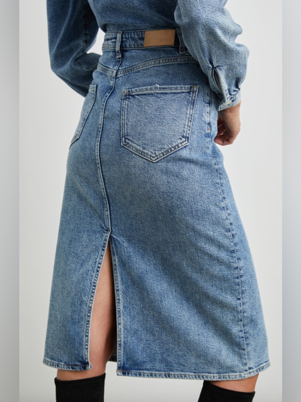 [NWOT] $278 RAILS Beverly Denim Midi Dress. Size Small - Picture 6 of 8
